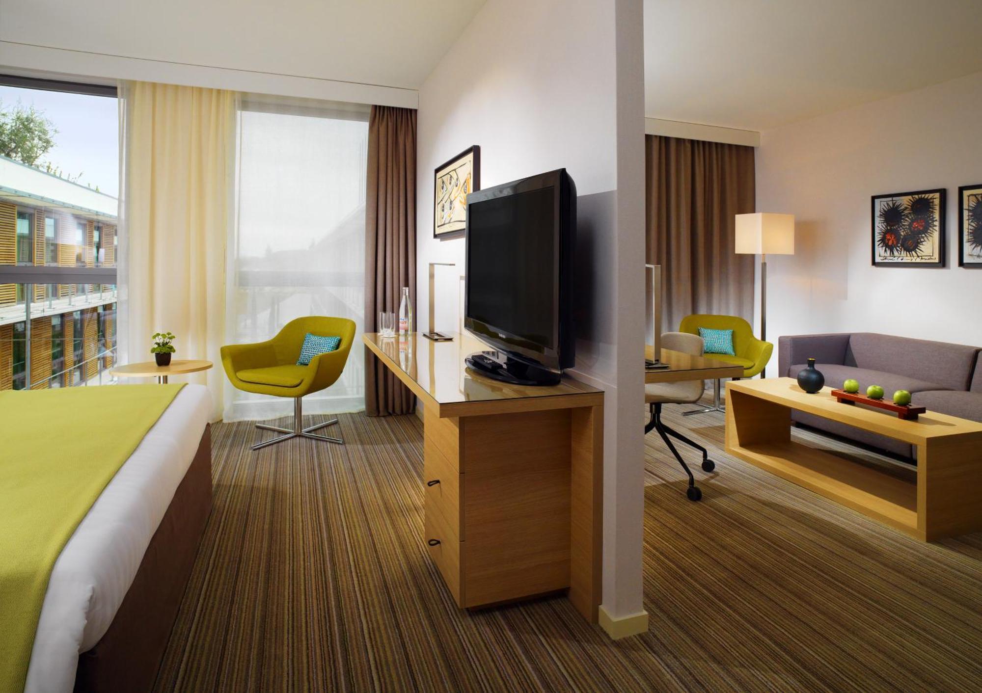 Courtyard By Marriott Montpellier Hotell Eksteriør bilde