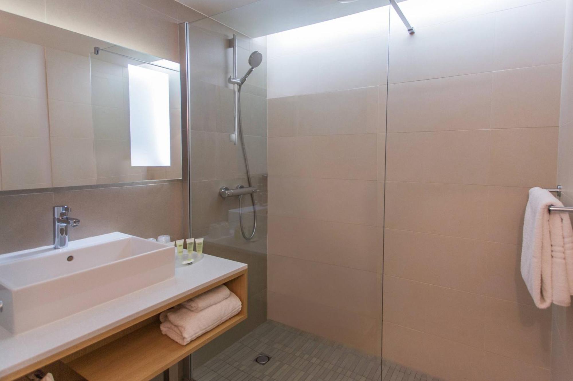 Courtyard By Marriott Montpellier Hotell Eksteriør bilde